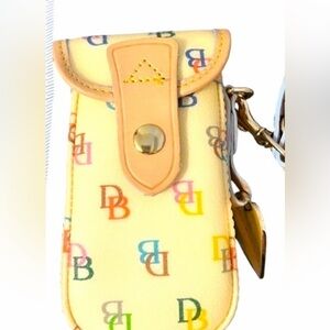 Dooney & Bourke Cell Phone Wristlet NWT